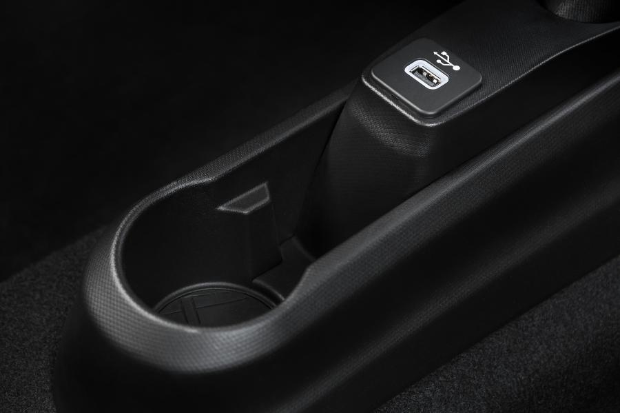 Детали интерьера Fiat Cronos Precision (359) 2018 года  (фото 62 из 91)